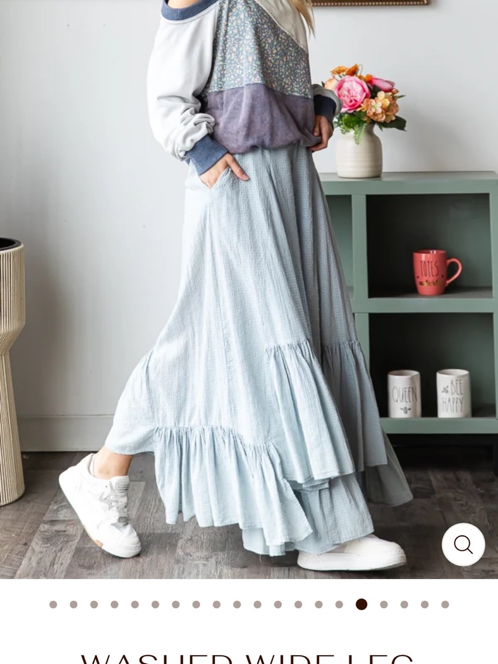 Oli & Hali Light Blue
Wide-Leg cropped pant with Ruffle Hem